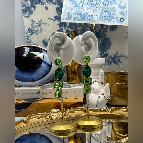 🆕 OSCAR DE LA RENTA 🧿 NWOT Goldtone & Green Crystal Geometric Drop Earring - Picture 14 of 16